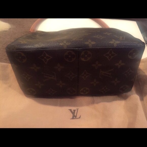 Authentic Louis Vuitton vintage shoulder bag - Picture 2 of 8